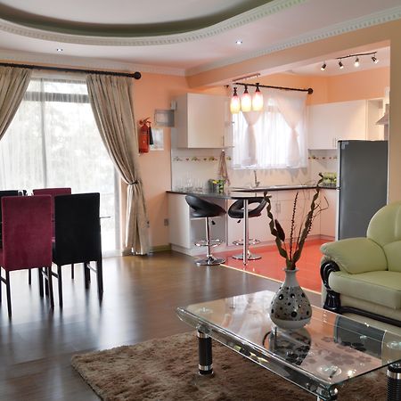 Fahari Palace Serviced Apartments 나이로비 외부 사진