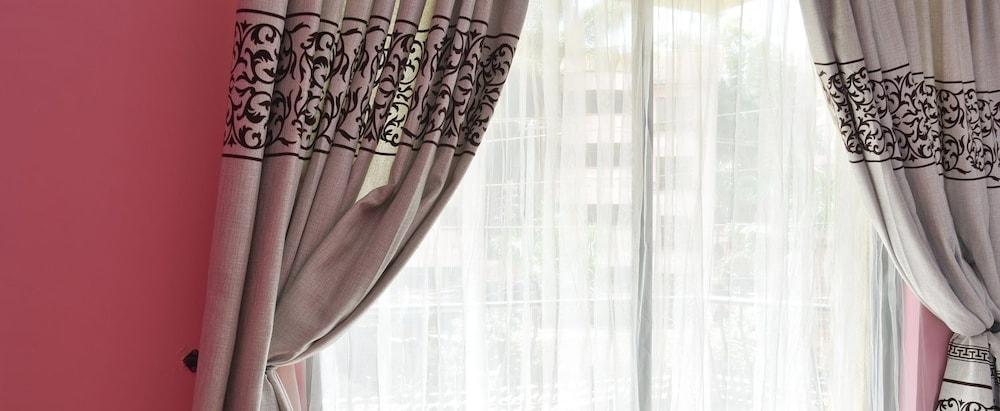 Fahari Palace Serviced Apartments 나이로비 외부 사진
