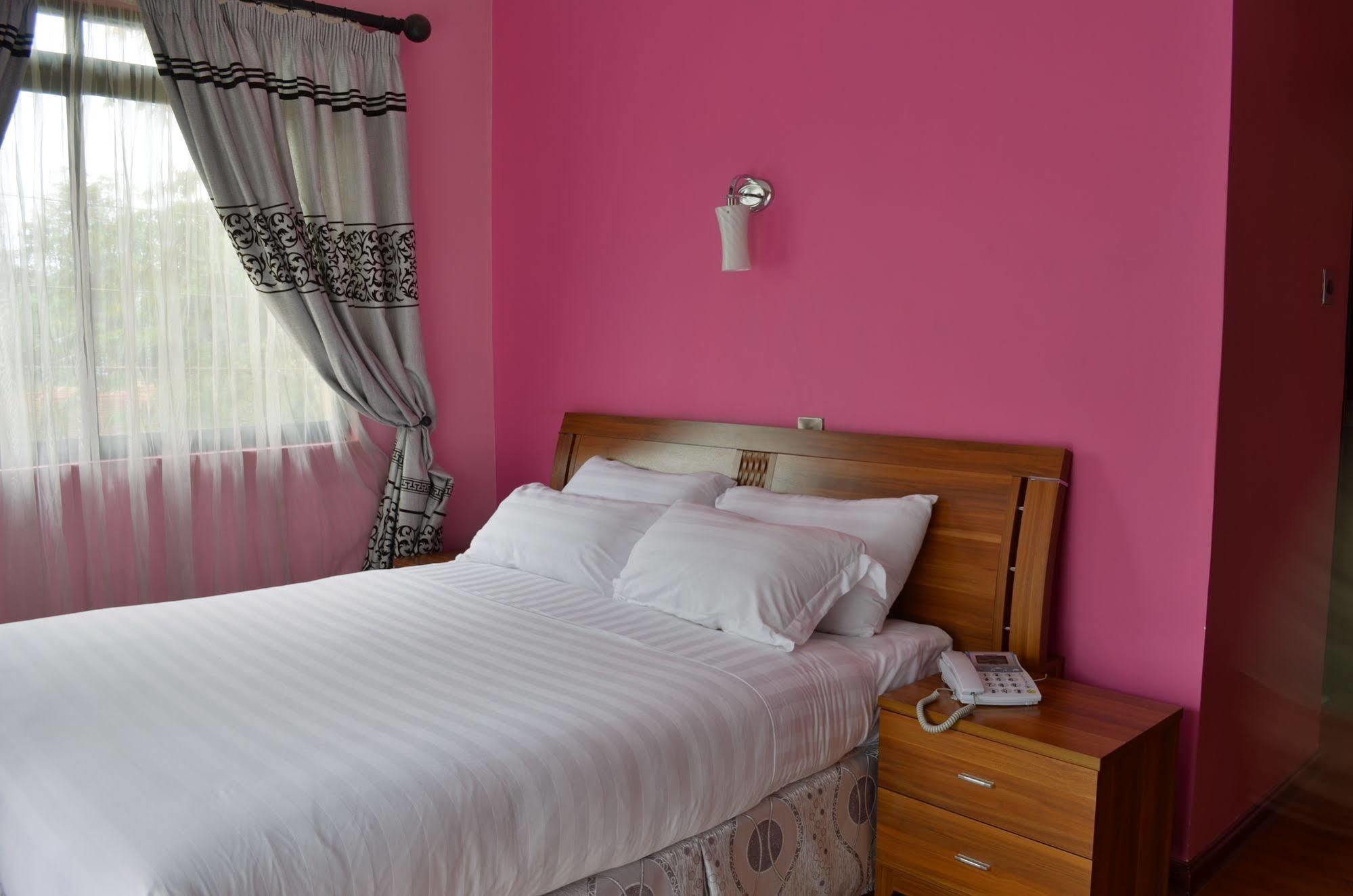 Fahari Palace Serviced Apartments 나이로비 외부 사진